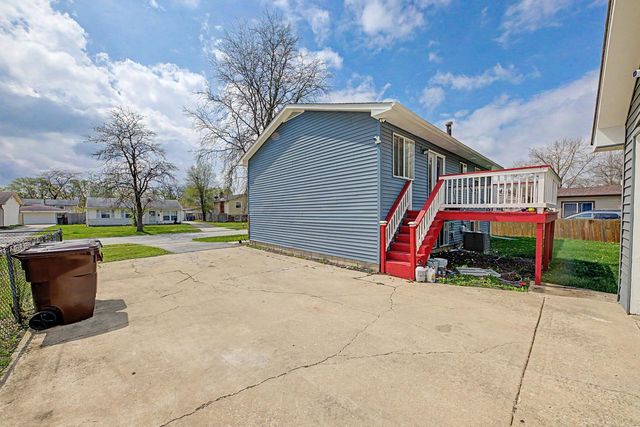 3626 Peach Grove Lane, Hazel Crest, IL 60429