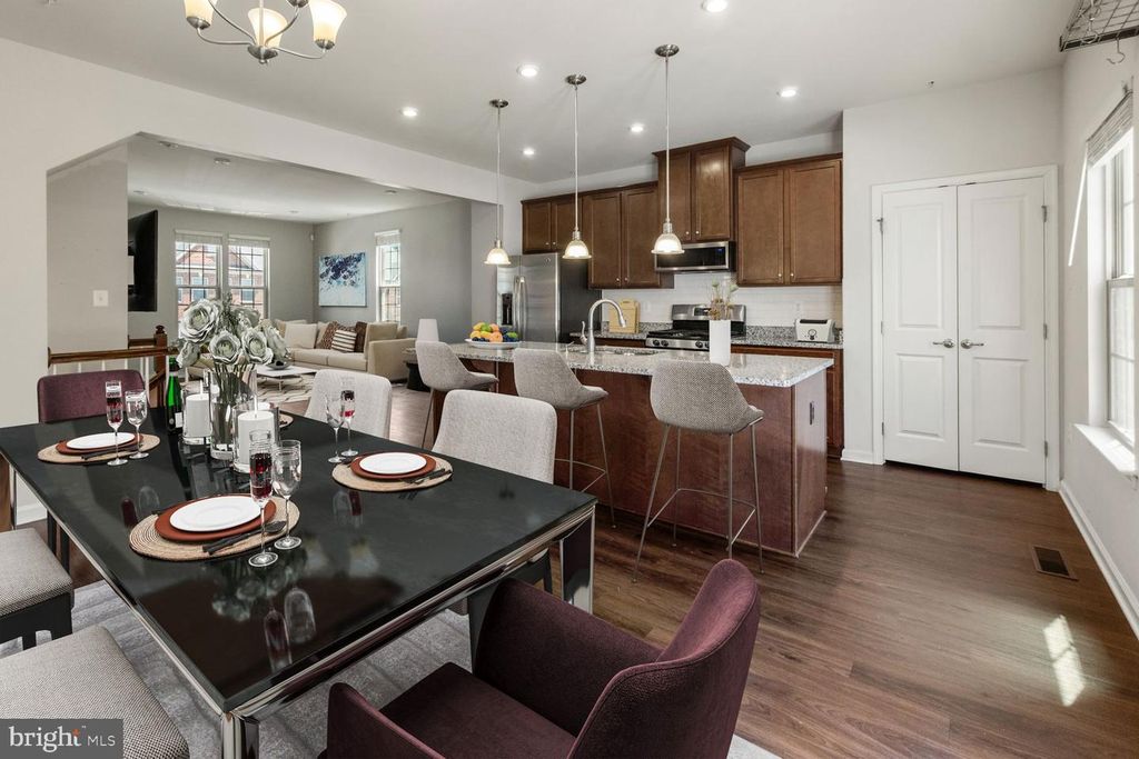 2655 RICHMOND WAY, Hanover, MD 21076