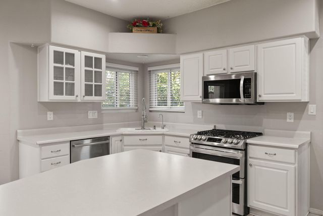 10904 Snowbird Drive NW, Albuquerque, NM 87114