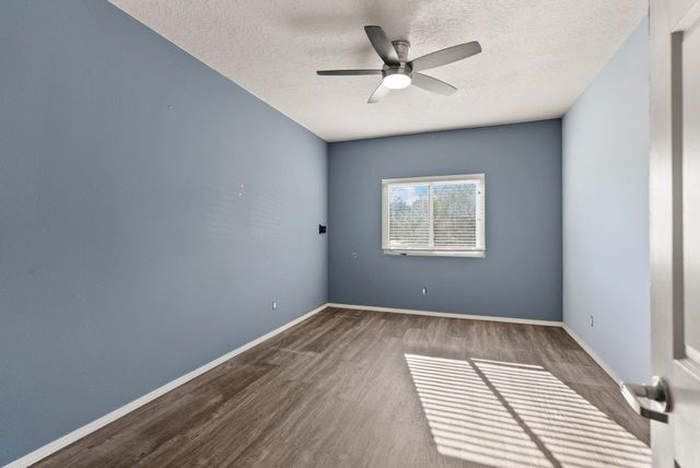 10904 Snowbird Drive NW, Albuquerque, NM 87114
