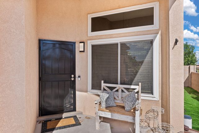 10904 Snowbird Drive NW, Albuquerque, NM 87114