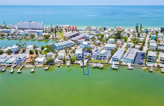 300 BAY PLZ, Treasure Island, FL 33706