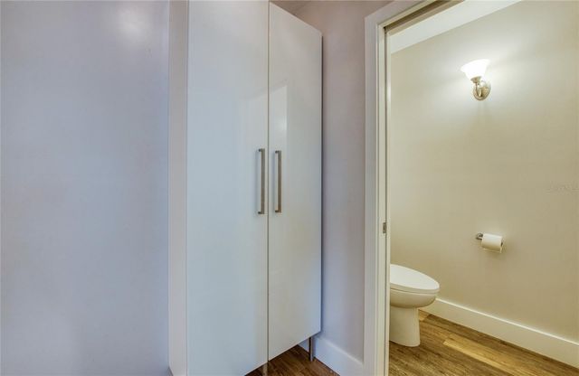 300 BAY PLZ, Treasure Island, FL 33706