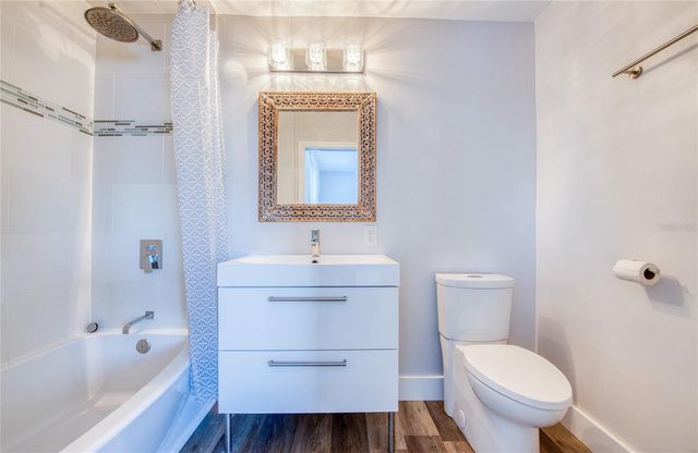 300 BAY PLZ, Treasure Island, FL 33706