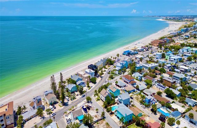 300 BAY PLZ, Treasure Island, FL 33706