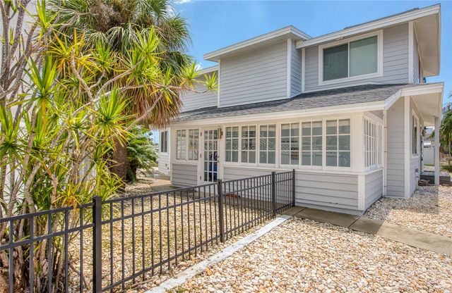 300 BAY PLZ, Treasure Island, FL 33706