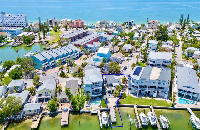 300 BAY PLZ, Treasure Island, FL 33706