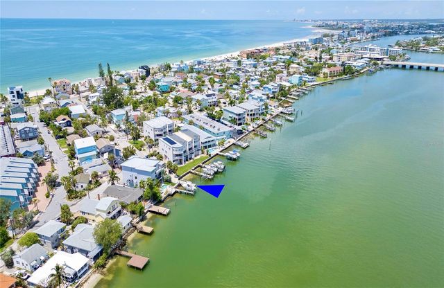 300 BAY PLZ, Treasure Island, FL 33706