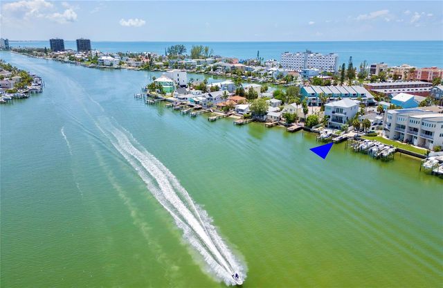 300 BAY PLZ, Treasure Island, FL 33706
