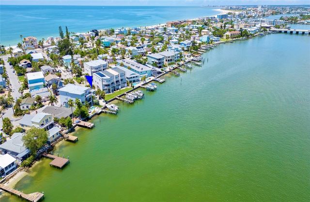 300 BAY PLZ, Treasure Island, FL 33706
