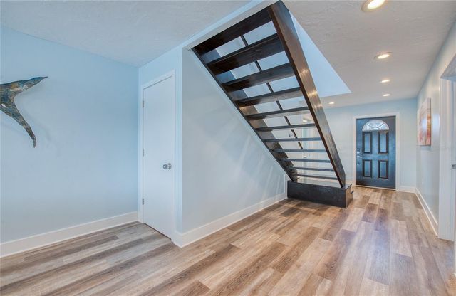 300 BAY PLZ, Treasure Island, FL 33706