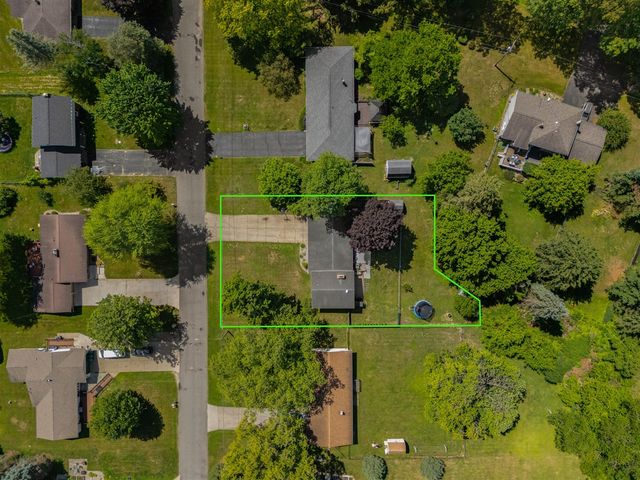 15049 Walters Drive, Marshall, MI 49068
