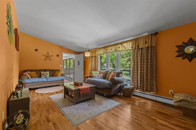 15049 Walters Drive, Marshall, MI 49068