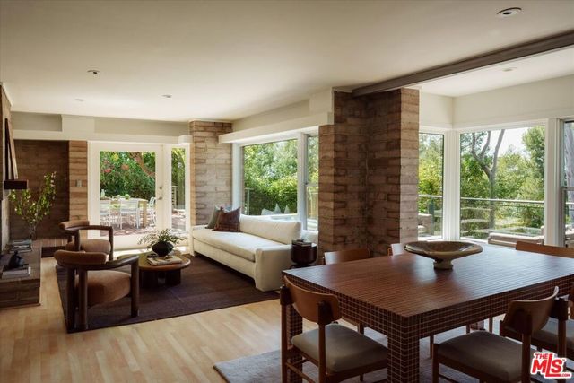 3966 San Rafael Avenue, Los Angeles, CA 90065