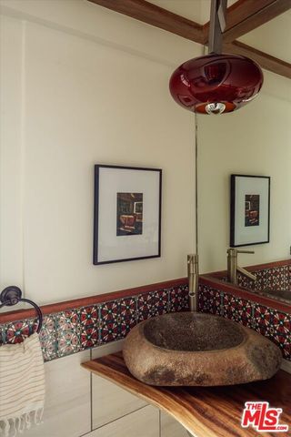 3966 San Rafael Avenue, Los Angeles, CA 90065