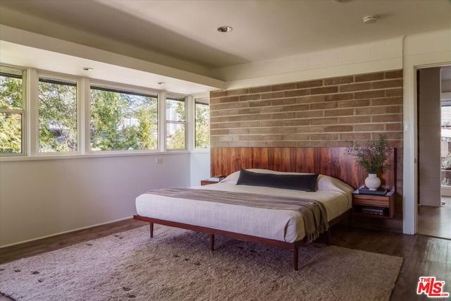 3966 San Rafael Avenue, Los Angeles, CA 90065