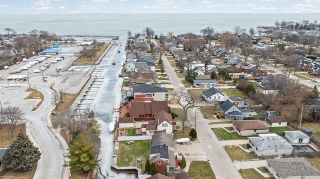 22437 Milner Street, Saint Clair Shores, MI 48081