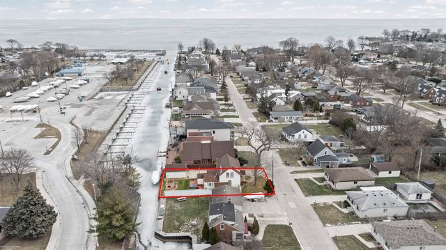 22437 Milner Street, Saint Clair Shores, MI 48081