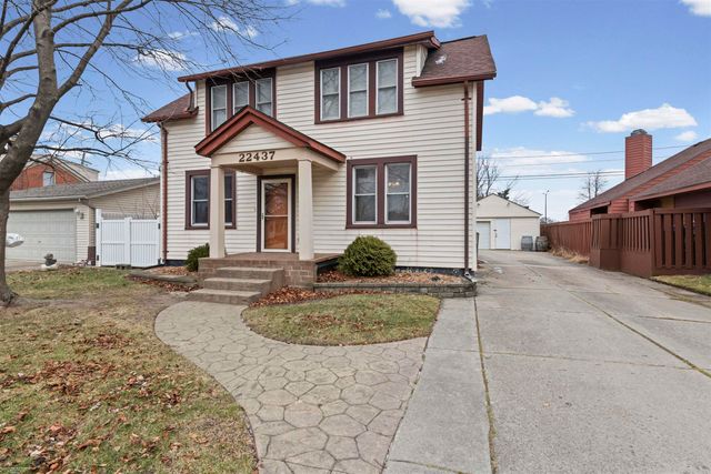 22437 Milner Street, Saint Clair Shores, MI 48081