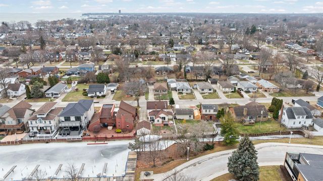 22437 Milner Street, Saint Clair Shores, MI 48081