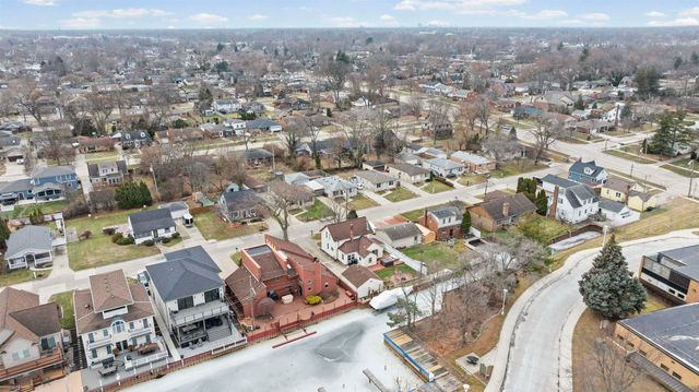 22437 Milner Street, Saint Clair Shores, MI 48081