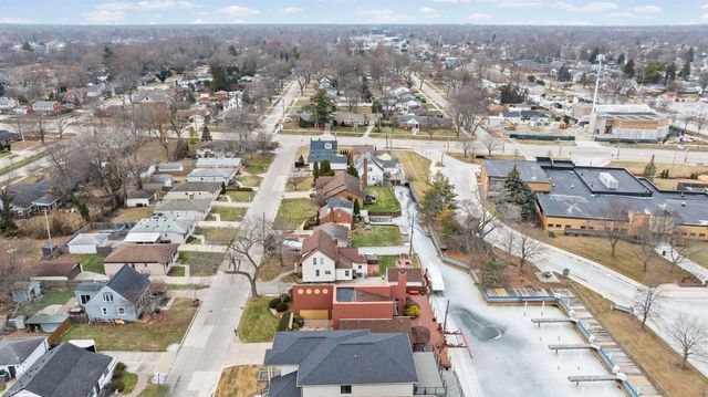 22437 Milner Street, Saint Clair Shores, MI 48081