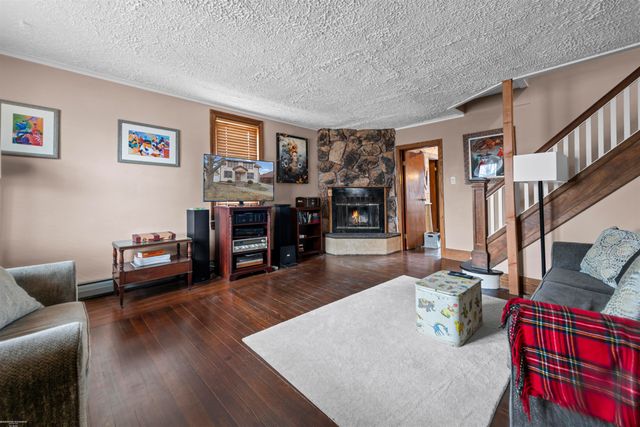 22437 Milner Street, Saint Clair Shores, MI 48081