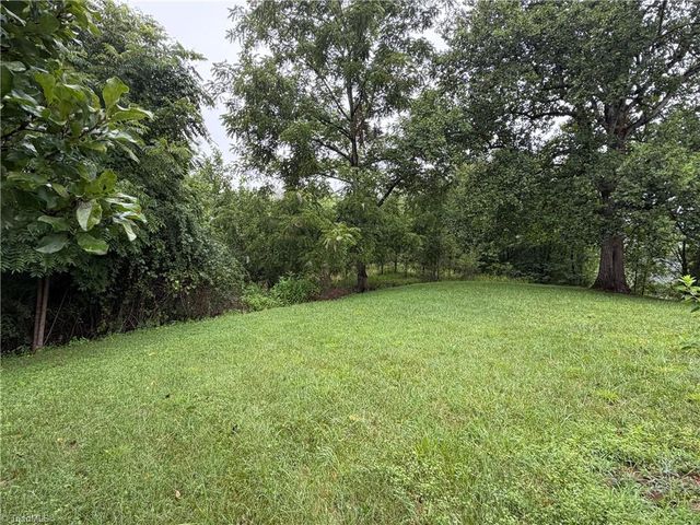 255 Big Oak Road, Elkin, NC 28621