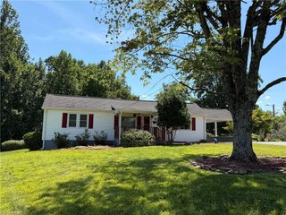 255 Big Oak Road, Elkin, NC 28621