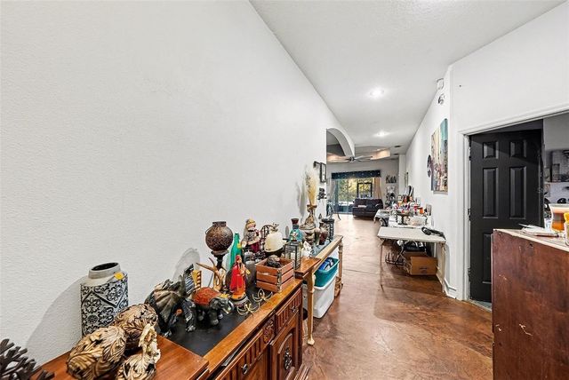 37110 HIGHLAND BLUFF CIRCLE, Dade City, FL 33523