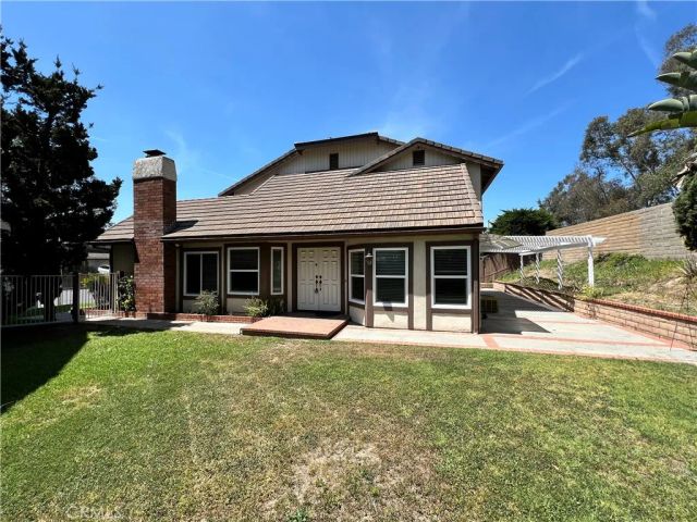 2134 Baywood, Fullerton, CA 92833