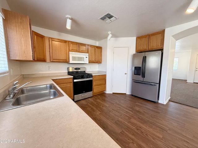 6036 W Wood Street, Phoenix, AZ 85043