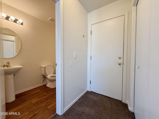 6036 W Wood Street, Phoenix, AZ 85043