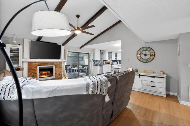 804 PEBBLEWOOD DRIVE, Brandon, FL 33511