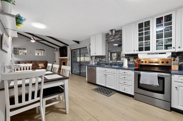 804 PEBBLEWOOD DRIVE, Brandon, FL 33511