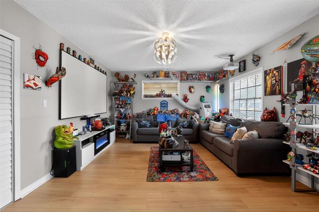 804 PEBBLEWOOD DRIVE, Brandon, FL 33511