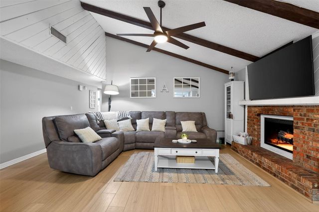 804 PEBBLEWOOD DRIVE, Brandon, FL 33511