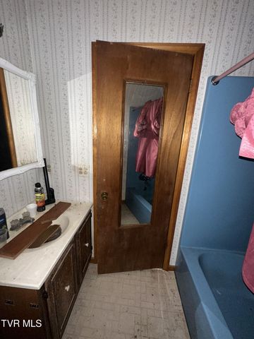 35615 Washington Spring Road, Glade Spring, VA 24340