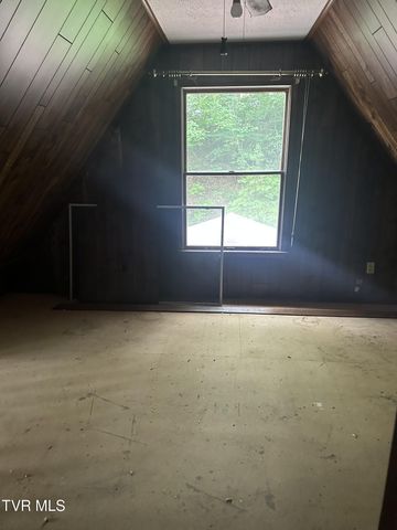 35615 Washington Spring Road, Glade Spring, VA 24340