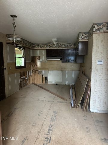 35615 Washington Spring Road, Glade Spring, VA 24340