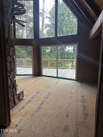 35615 Washington Spring Road, Glade Spring, VA 24340