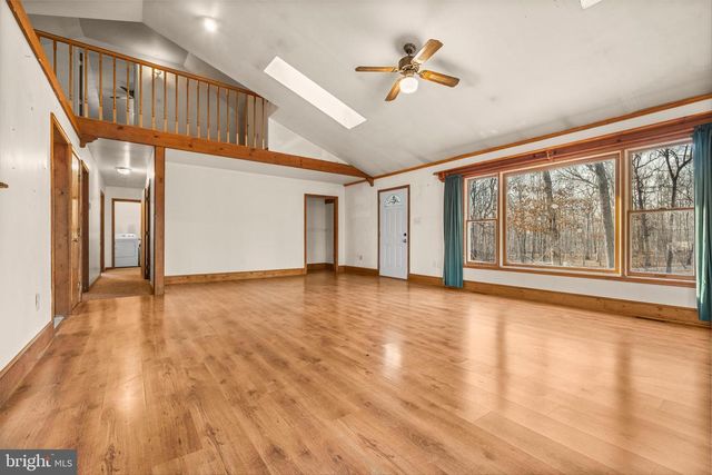 6727 BULL MOOSE CT, Marshall, VA 20115