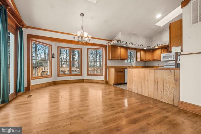 6727 BULL MOOSE CT, Marshall, VA 20115