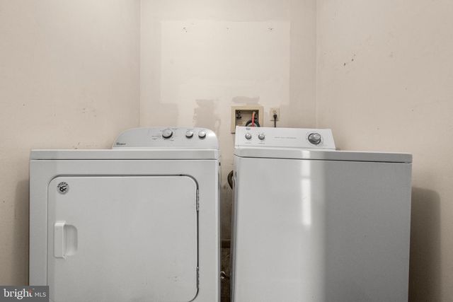 6727 BULL MOOSE CT, Marshall, VA 20115