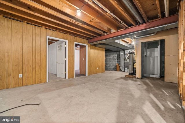 6727 BULL MOOSE CT, Marshall, VA 20115