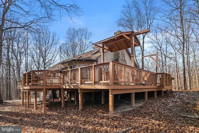 6727 BULL MOOSE CT, Marshall, VA 20115