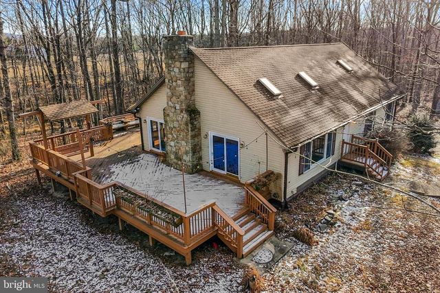 6727 BULL MOOSE CT, Marshall, VA 20115