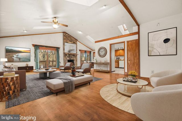 6727 BULL MOOSE CT, Marshall, VA 20115