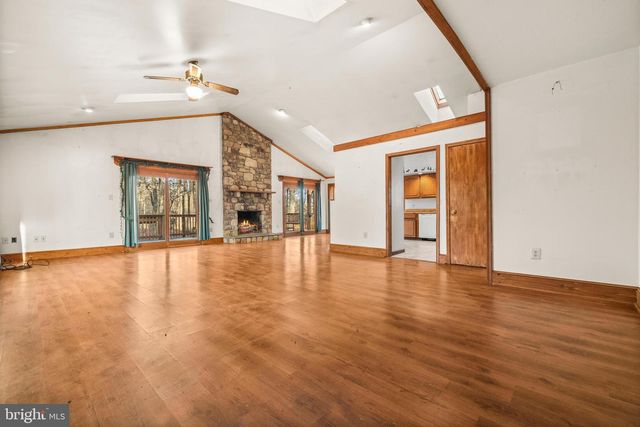 6727 BULL MOOSE CT, Marshall, VA 20115