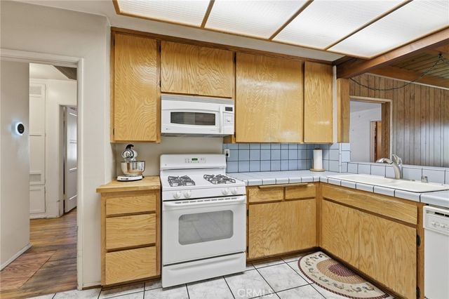 13419 Reliance Street, Arleta, CA 91331